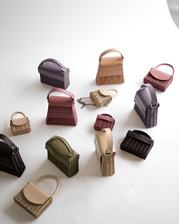 Túi xách nữ - Nàng là fan của túi xách maxi hay túi xách mini?