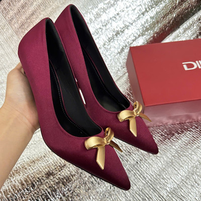 Màu sắc : Đỏ / Size : 38