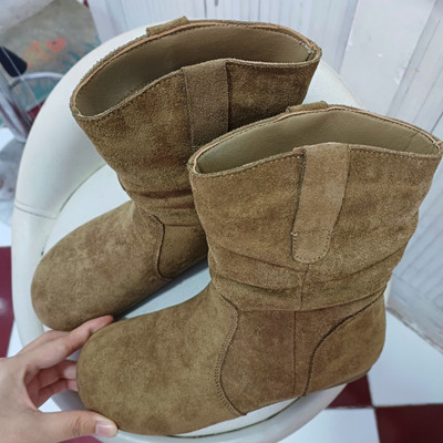 Màu sắc : Nâu Nhạt / Size : 37