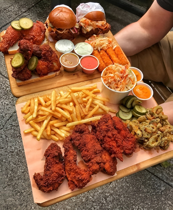 Dưỡng da body - Bí kíp giúp bạn có làn da trắng sáng, mềm mịn