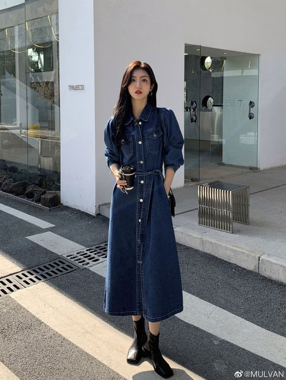Denim là gì? Bỏ túi ngay items cá tính được làm từ chất vải denim